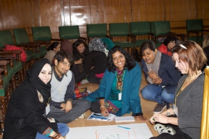 (From Left to Right) Musarrat-ul-Islam participant from Indian Held Kashmir, Saqib Javed IVLP Alumnus, Jaba Sengupta participant from Bangladesh, Mamdhooha Ali participant from Maldives and Kristy Smith participant from U.S take part in a group session on Media and Advocacy for Peace Building on Monday, 9th December 2013. 