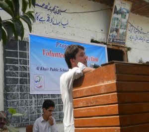 Javid Khan, UGrad Alumnus addressing the audience