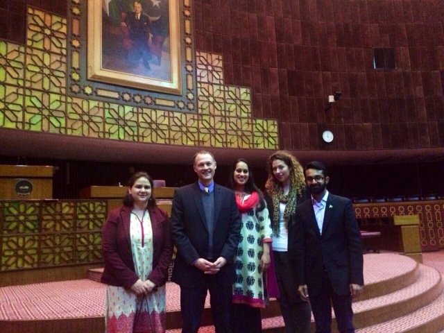 (From Left to Right) Ariel Geist, Tom Fricke, Neha Deshpande, Rebecca Howland with Pakistani SUSI Alumnus Daniyal Hassan at the National Assembly of Pakistan